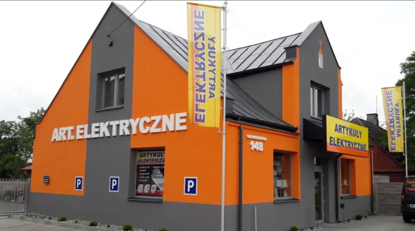 Budynek firmy Prądnica – sklep Artykuły Elektryczne przy ul. Słowackiego 148 w Radomiu
